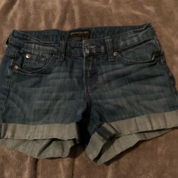 Jean shorts - Picture 1 of 1